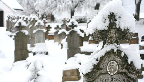 FOTO: Druhá dívka bude odpočívat na hřbitově