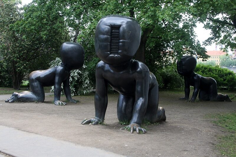 FOTO: Miminka na Kampě