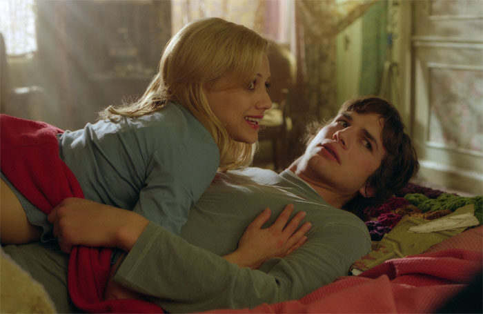 FOTO: Ashton Kutcher a Brittany Murphy ve filmu Líbánky