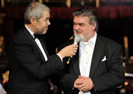 FOTO: Ples před oponou