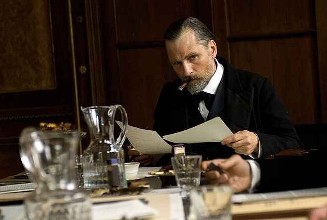 FOTO: Viggo Mortensen ve filmu Nebezpečná metoda