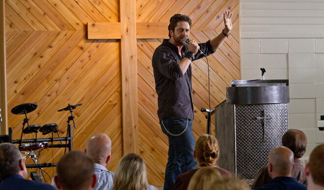 FOTO: Kazatel Kalašnikov