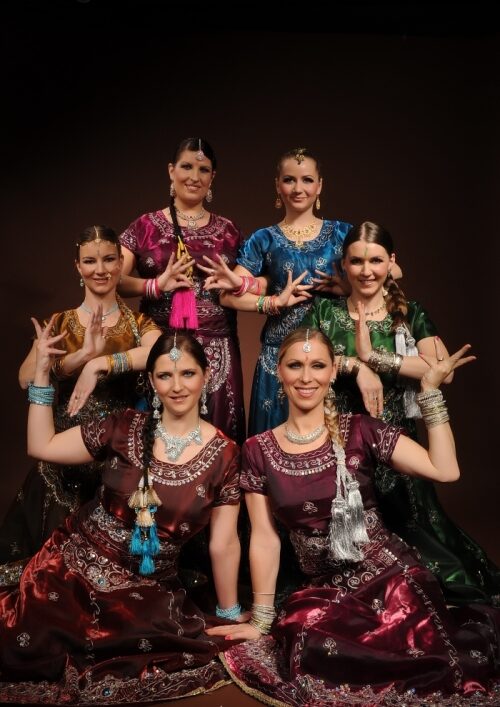 FOTO: Indické tance v projektu Šivovo kolo života