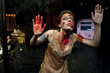 FOTO: D. Drábek, Noc oživlých mrtvol, Klicperovo divadlo v HK