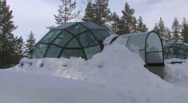 FOTO: Prosklené iglú pro dva
