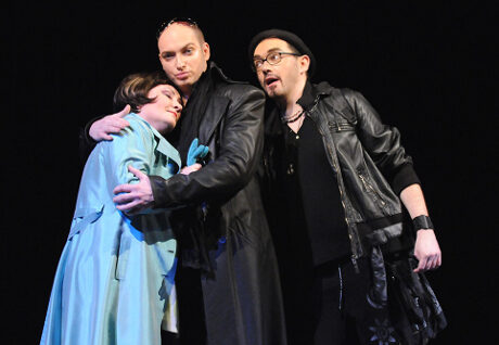FOTO: Ivana Šaková, Jiří Hájek a Josef Škarka v Mozartově opeře Don Giovanni (DJKT, 2012)