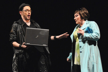 FOTO: Josef Škarka a Ivana Šaková v Mozartově opeře Don Giovanni (DJKT, 2012)