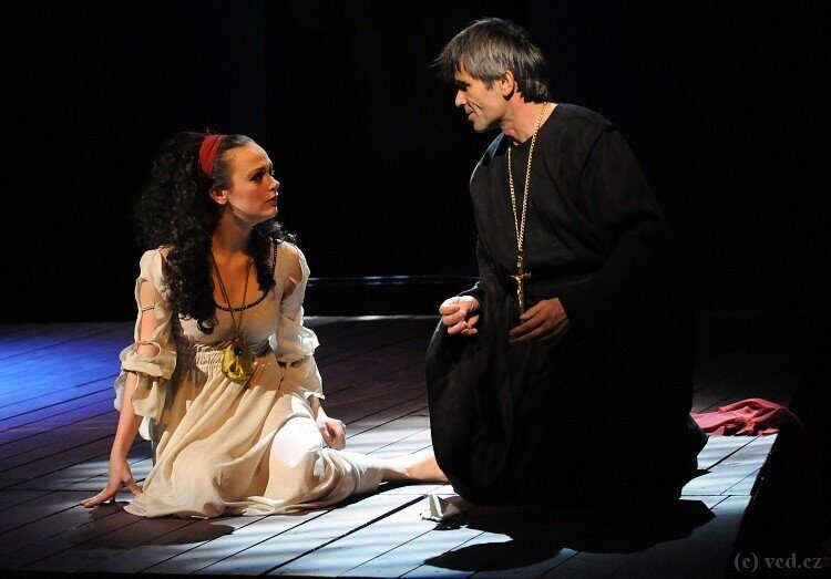 FOTO: Zvoník Matky Boží_Východočeské divadlo Pardubice