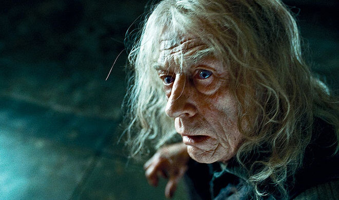 FOTO: John Hurt ve filmu Harry Potter a relikvie smrti