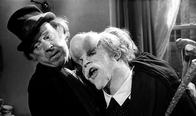 FOTO: John Hurt ve filmu Sloní muž