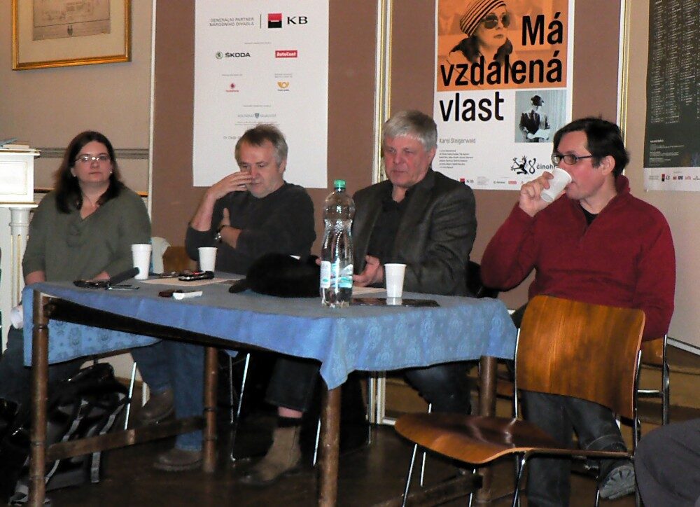 FOTO: Tvůrčí tým Národního divadla na tiskové konferenci.