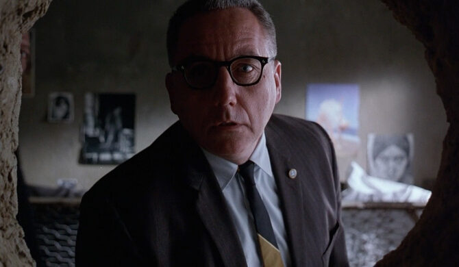 FOTO: Bob Gunton jako ředitel věznice Shawshank