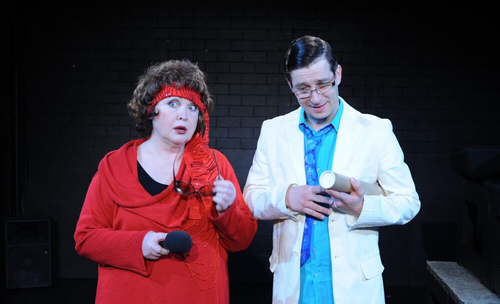 FOTO: Sheldon a jeho matka paní Levinová - Divadlo v Řeznické