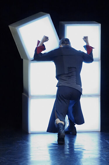 FOTO: A Little Extreme