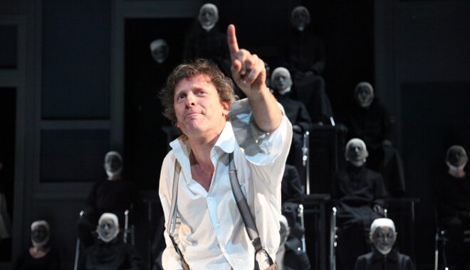 FOTO: Nosorožec, Eugéne Ionesco, Nová scéna ND