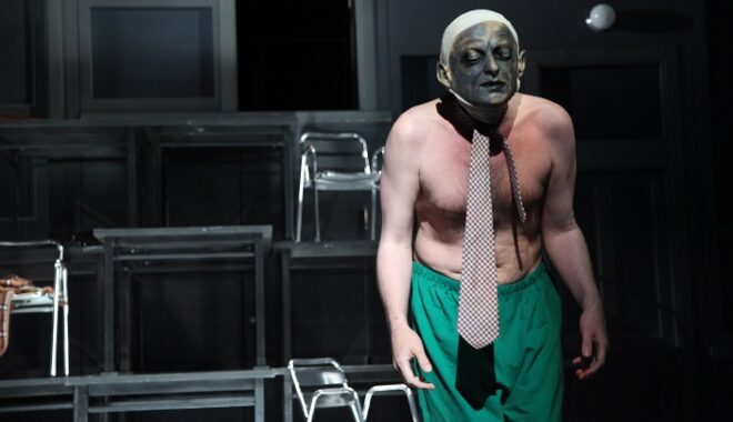 FOTO: Nosorožec, Eugéne Ionesco, Nová scéna ND