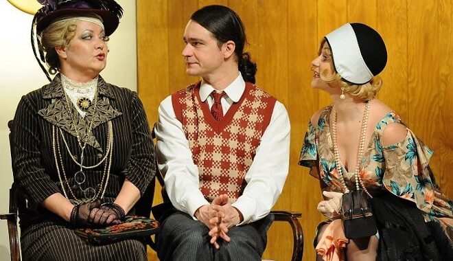 FOTO: S cizí dámou v cizím pokoji