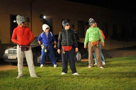 FOTO: Viktor Limr, Ivan Říha, Antonín Procházka ml. a Vilém Dubnička v Shakespearově komedii Marná lásky snaha (Divadelní léto, 2011)
