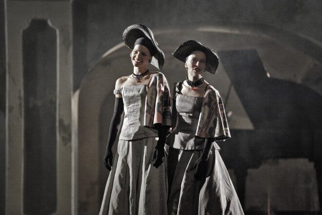 FOTO: Jak se vám líbí před otáčivým hledištěm