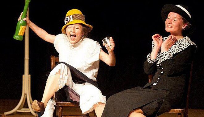 FOTO: Úsměv ženy polského souboru Nikoli