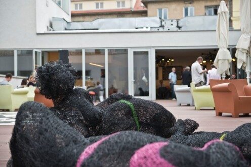 OBR: Bikiny klub v DOXu