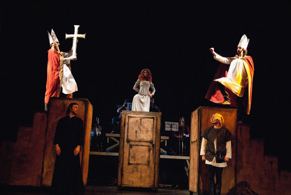 FOTO: Divadlo Aqualung se svým Mistrem Husem bude ve Světcích