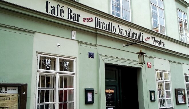 FOTO: Divadlo Na zábradlí