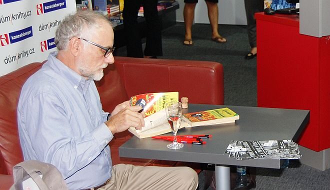 FOTO: Spisovatel C. D. Payne