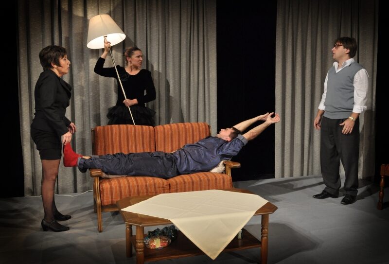 FOTO: Kazdy den stastny den, herecke kvarteto na scene