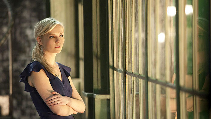 FOTO: Kristen Dunst ve snímku Upside Down