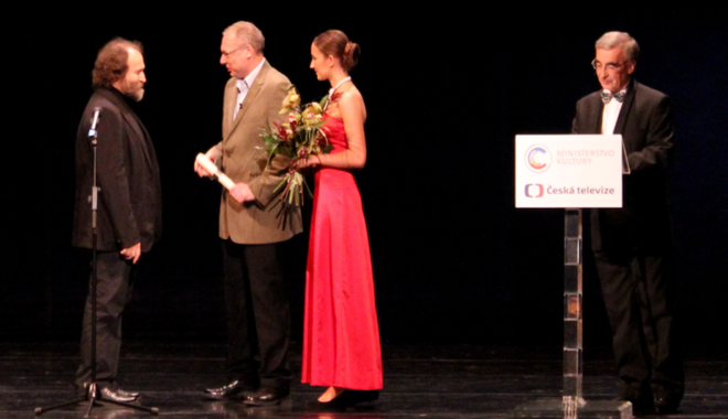 FOTO: Státní cenu za literaturu pro rok 2012 získal Ivan Wernisch