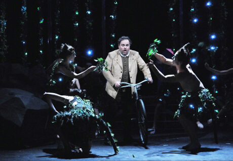 FOTO: Dalibor Tolaš ve Smetanově opeře Tajemství (DJKT, 2012)