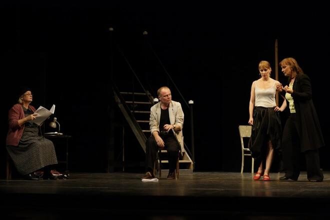 FOTO: Divadelni komedie-probihajici zkousky