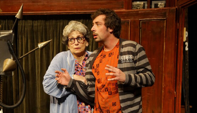 FOTO: Komedii potmě uvádí Karlovarské městské divadlo