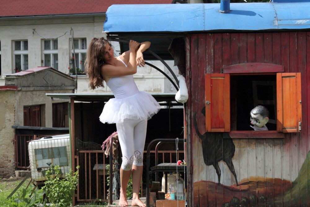 Foto: Divadlo koňa a motora