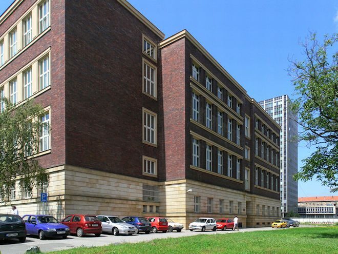 Na Právnickou fakultu se očekává každoročně největší nával, Zdroj: muni.cz