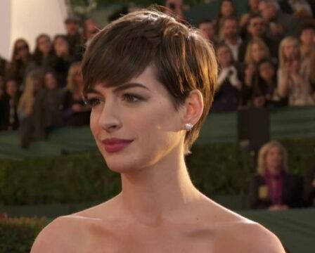 FOTO: Anne Hathaway na Zlatých glóbech 2013