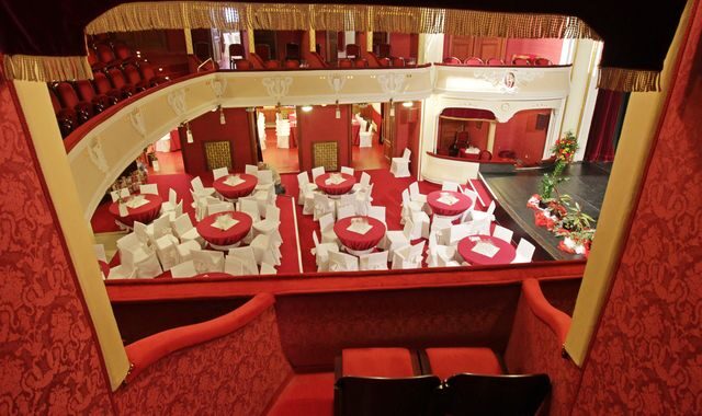 FOTO: Pohled z lože na upravené hlediště