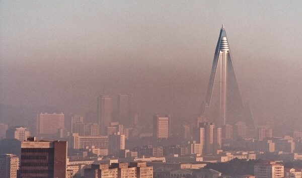 FOTO Ryugyong_Hotel2