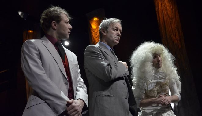 FOTO: Divadlo Komedie uvedlo inscenaci podle Gombrowiczovy Pornografie