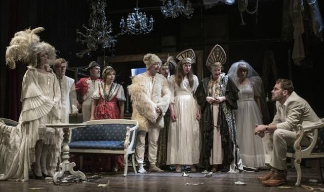 FOTO: Divadlo Na zábradlí - Višňový sad