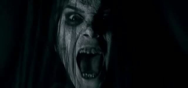 FOTO: Liz White ve filmu Žena v černém