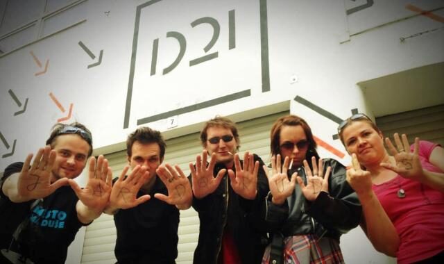 Foto: Pankáči na Baltu_Divadlo D21