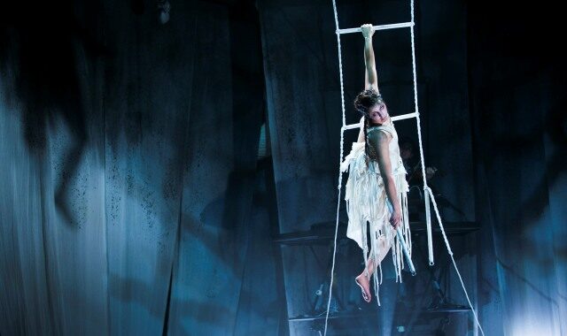 Foto: Knitting Peace, Cirkus Cirkör, Zdroj: Letní Letná