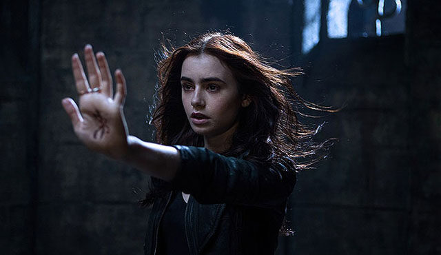 FOTO: Mortal Instruments: Mesto z kosti