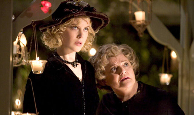 FOTO: Moje krásná čarodějka - Nicole Kidman a Carole Shelley - Columbia Pictures