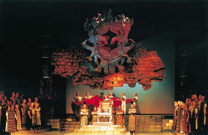 FOTO: Nabucco