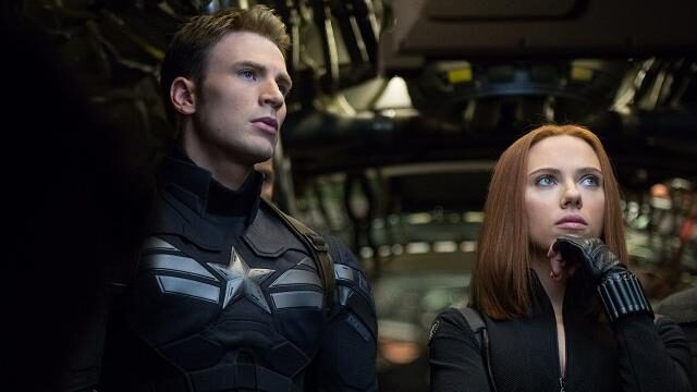 FOTO: Chris Evans Scatlett Johansson Captain America Winter Soldier