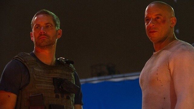 FOTO: Paul Walker Vin Diesel Furious7
