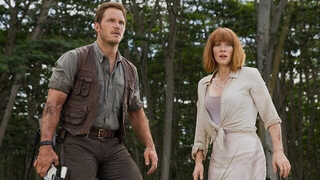 FOTO: Chris Pratt Bryce Dallas Howard Jurassic World